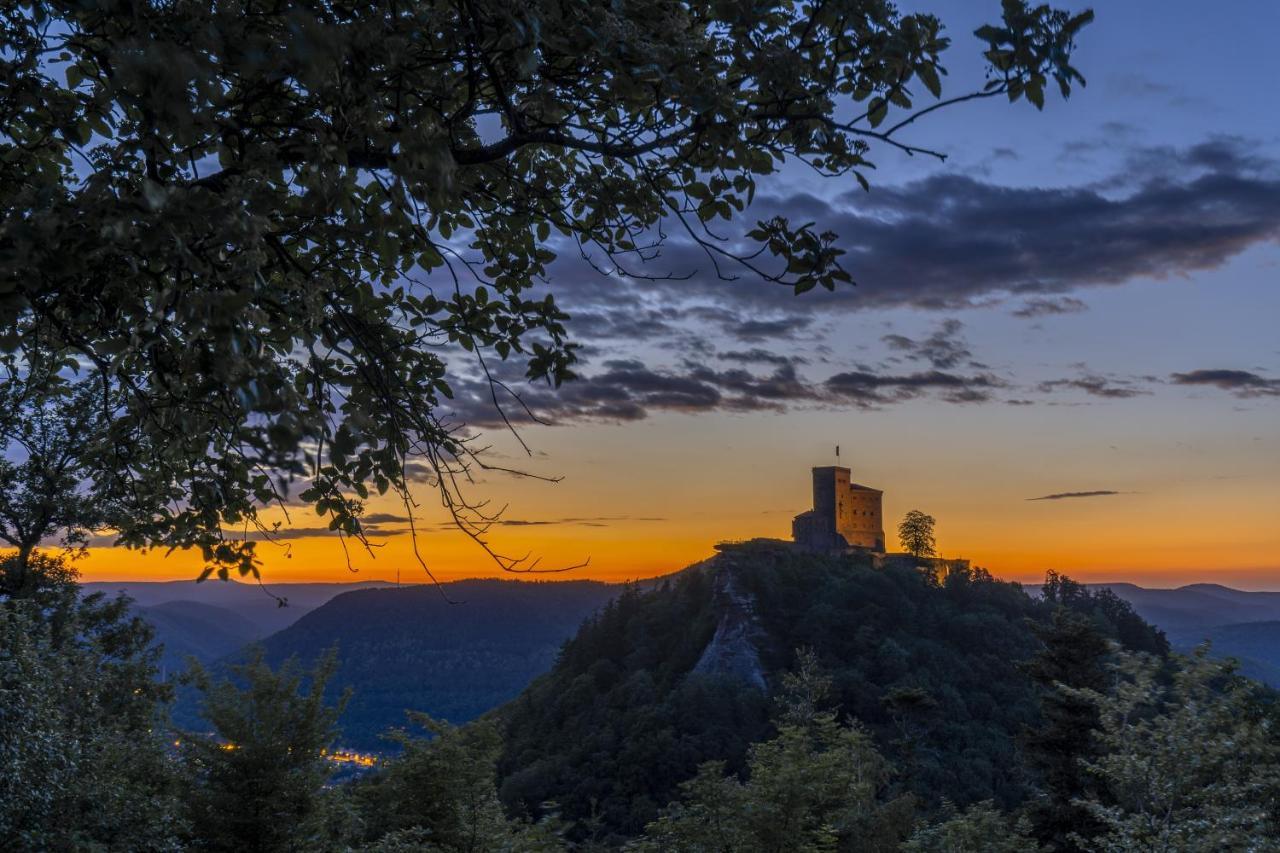 Hotel-Hauensteiner-Hof エクステリア 写真
