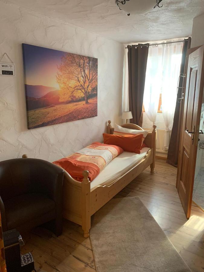 Hotel-Hauensteiner-Hof エクステリア 写真