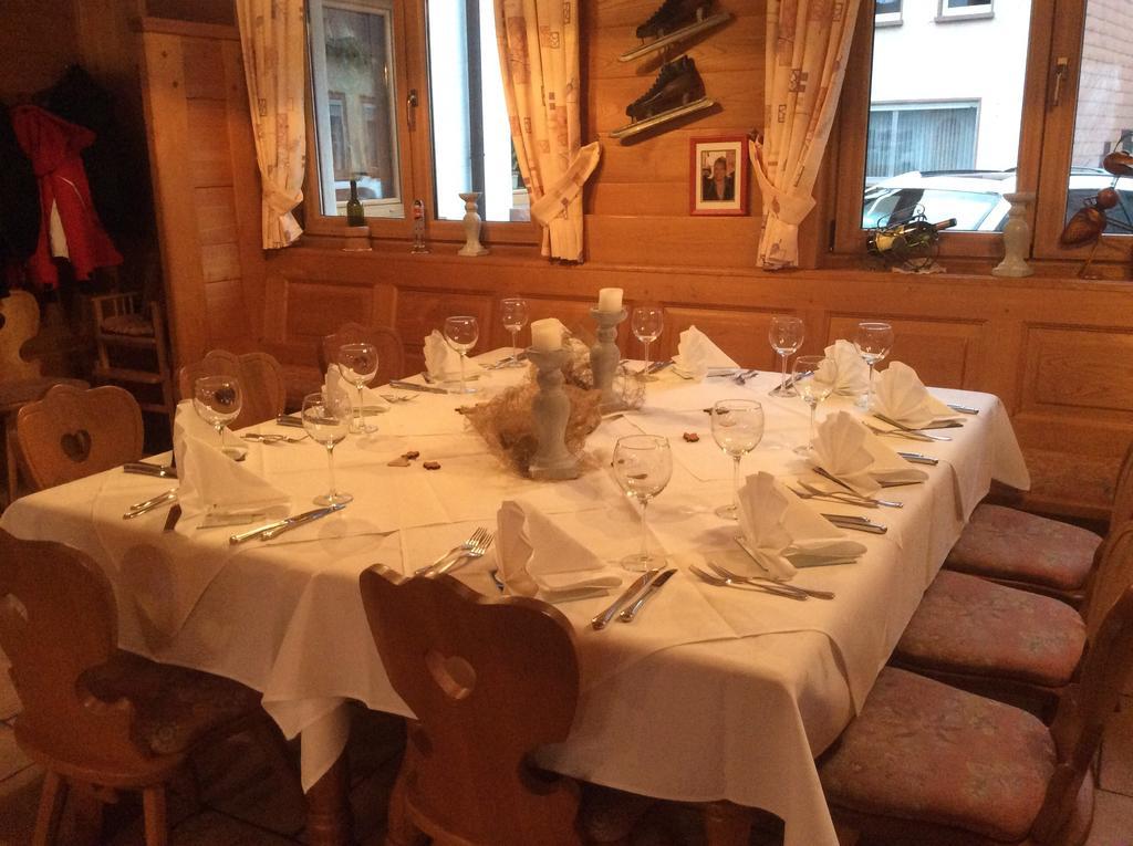 Hotel-Hauensteiner-Hof エクステリア 写真
